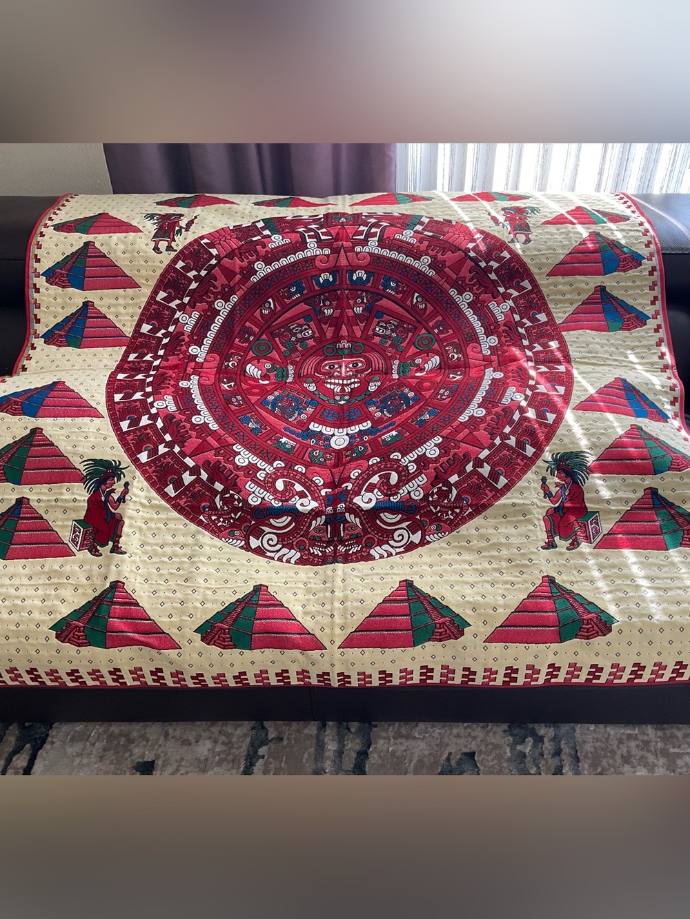☀️☀️☀️NWT Aztec Calendar Colorful Mexican Woven Rug, Size 52”x 55”